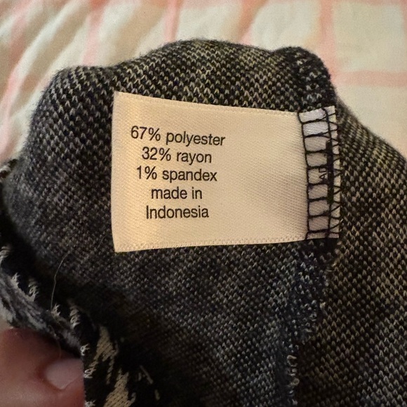 Lane Bryant Black and White Fitted Houndstooth Tank Top size 14/16 - Picture 7 of 7